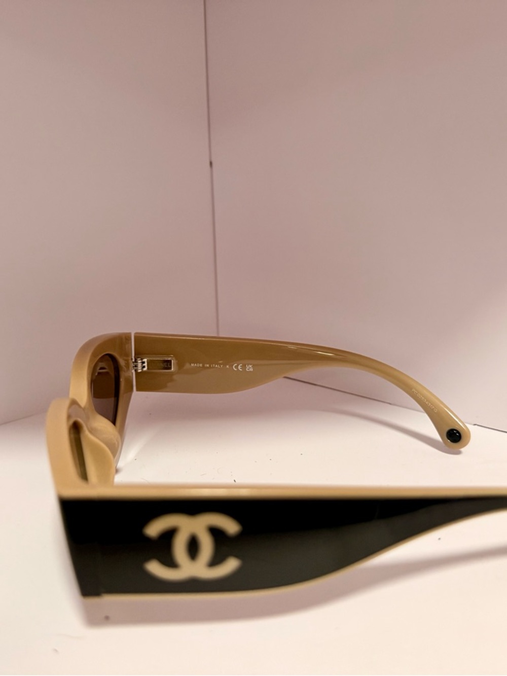 CHANEL Two-Tone Cat Eye Sunglasses in Black and Beige - Picture 3 of 10
